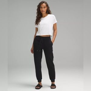 Lululemon Black Scuba High-Rise Jogger
Full Length